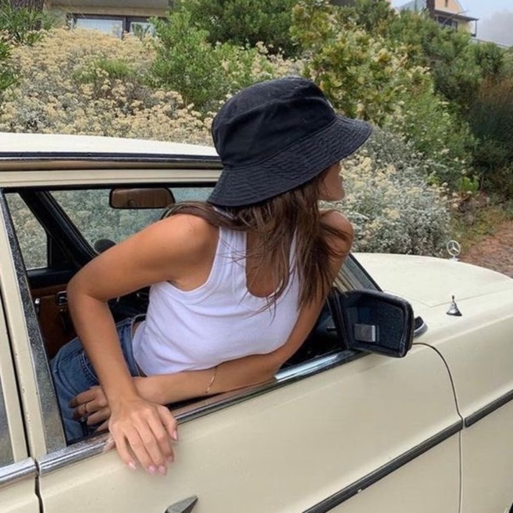 black bucket hat 90s trendy y2k street style casual accessories
